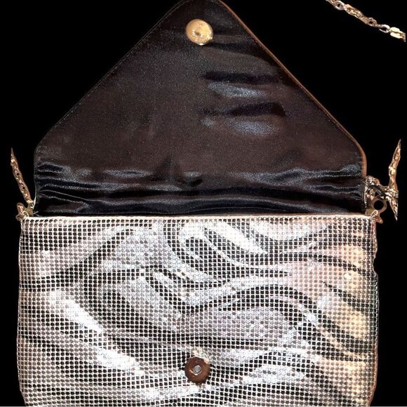 Vintage Urban Expressions silver envelope style metal beaded evening bag . Nwt - Picture 5 of 7